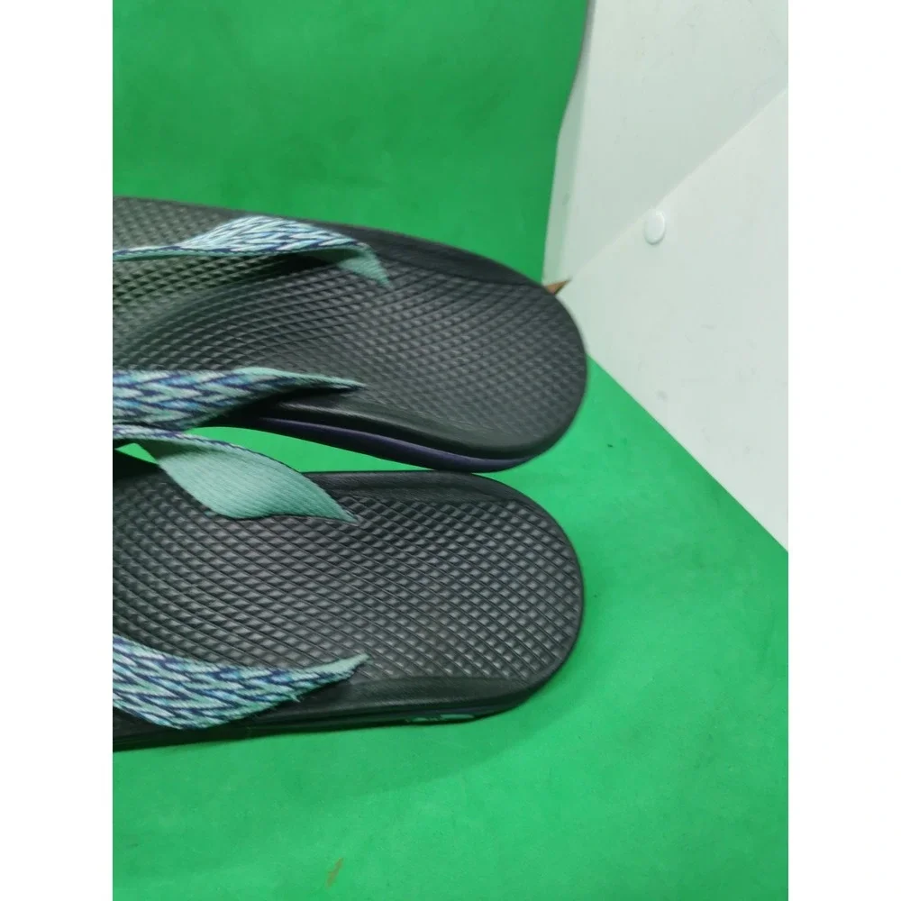 Chaco Thong Sandals Womens Size 8 Slip On Nylon Strap Recreational Beach Slipper